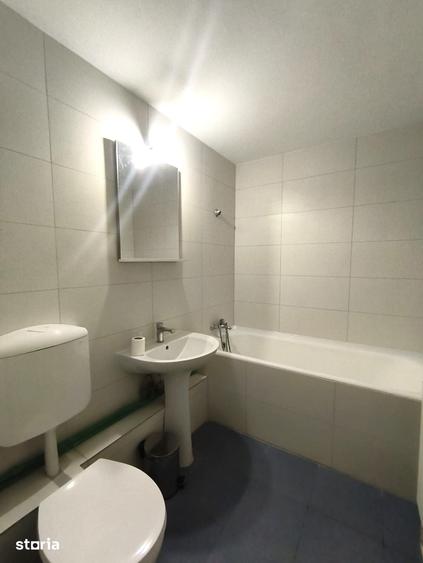 Apartament cu 2 camere semidecomandat în Basarab
