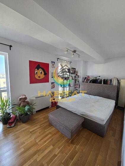 Apartament cu 4 camere decomandat, mobilat în Decebal