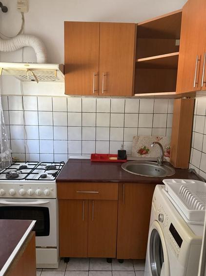 Garsonieră decomandată în Micălaca