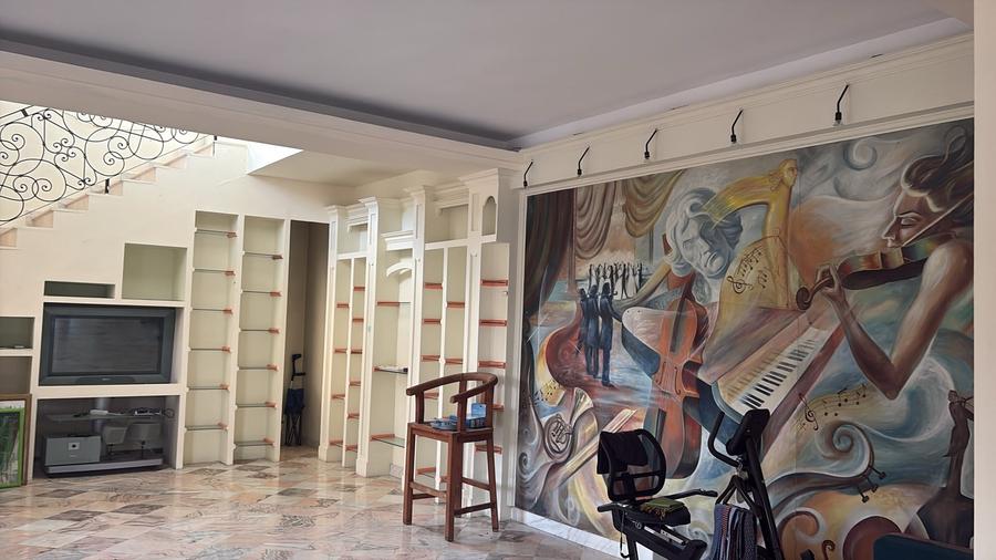 Casă individuală cu 9 camere cu Teren 2500 Mp în Pipera