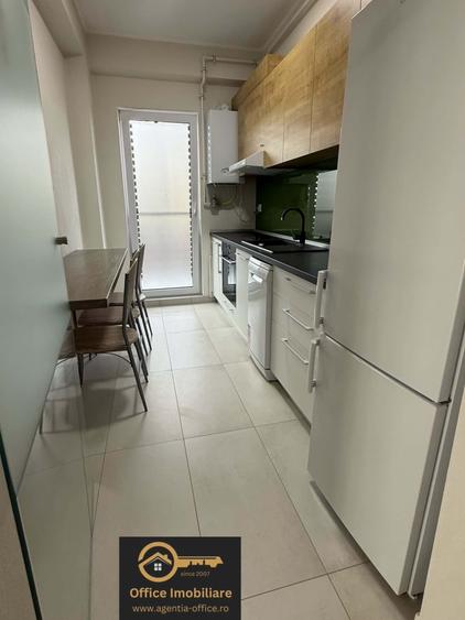 Apartament cu 2 camere decomandat în Central