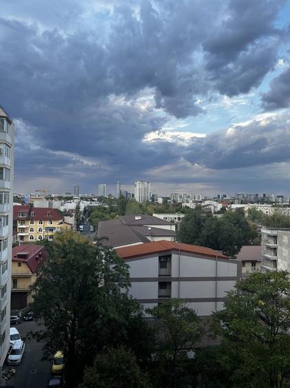 Apartament cu 2 camere decomandat, mobilat în Barbu Văcărescu