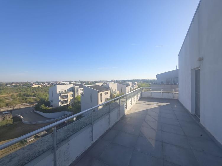 Apartament cu 2 camere decomandat în Băneasa