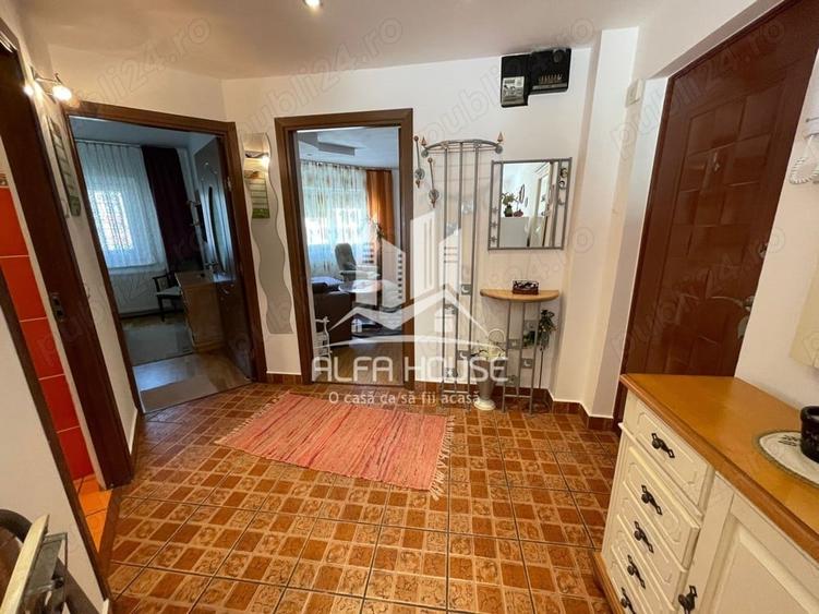 Apartament cu 2 camere decomandat în Central