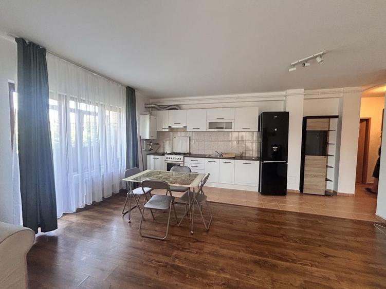 Apartament cu 2 camere decomandat în Florești