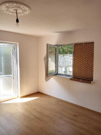 Casă cu 4 camere cu Teren 320 Mp în Brăilița