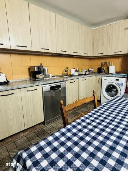 Apartament cu 4 camere decomandat în Burdujeni
