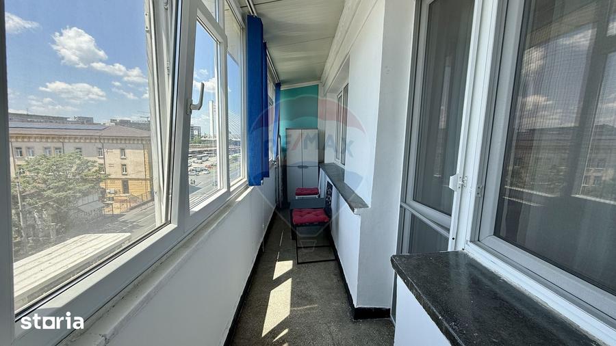 Apartament cu 2 camere decomandat în Grivița