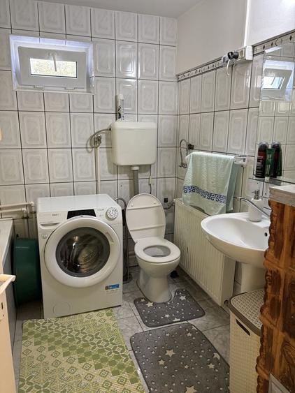 Casă cu 4 camere în Radovanu