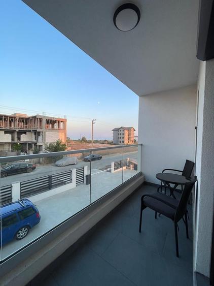 Apartament cu 2 camere decomandat în Exterior Vest