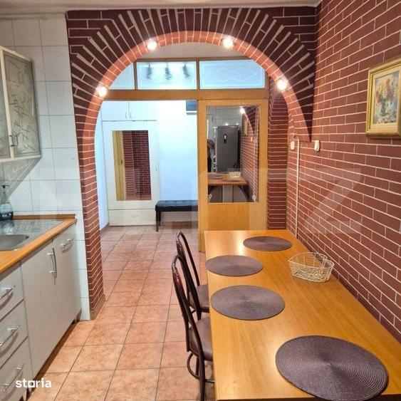 Apartament cu 4 camere decomandat în Pantelimon