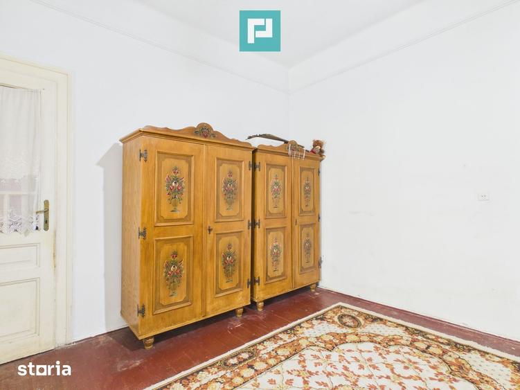 Casă cu 3 camere cu Teren 940 Mp în Central