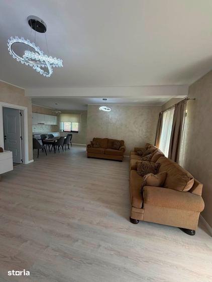 Casă cu 3 camere cu Teren 400 Mp în Mărgineni