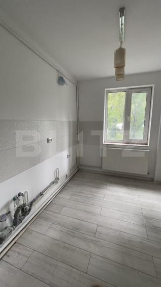 Apartament renovat complet, parter, potrivit pentru locuire - 5