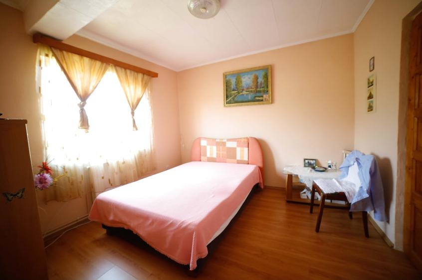 Casă individuală cu 4 camere cu Teren 318 Mp în Babarunca