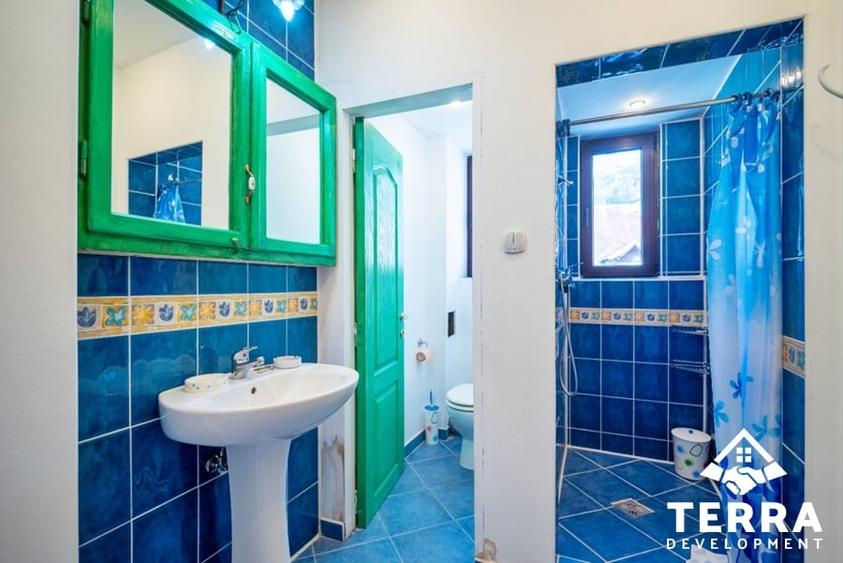 Apartament cu 5 camere decomandat, mobilat în Furnica
