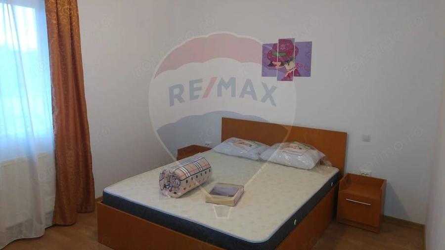 Casă cu Teren 396 Mp în Central