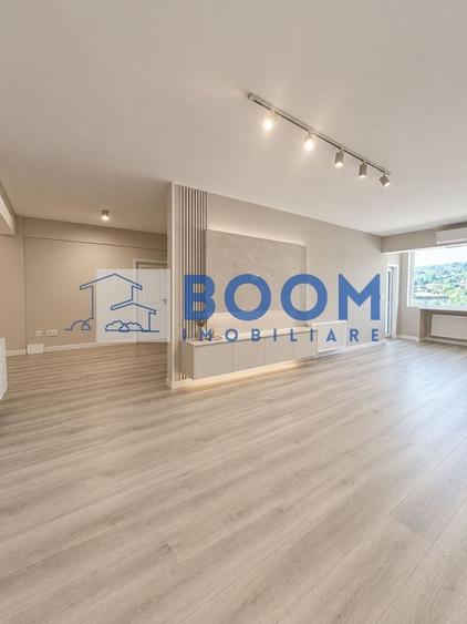 Apartament cu 3 camere decomandat, mobilat în Parc Zăvoi