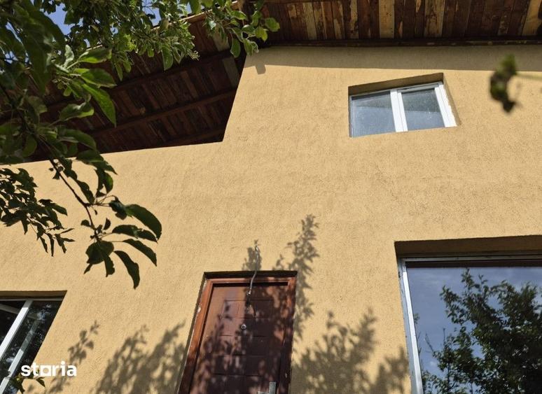 Casă cu 5 camere cu Canalizare în Păcurari