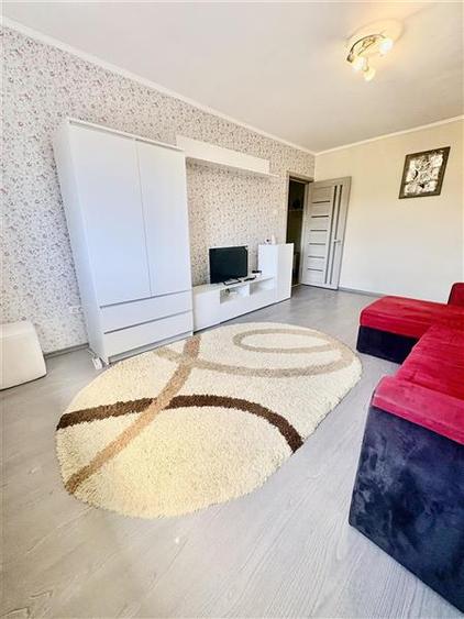 Apartament cu 2 camere decomandat, mobilat în Dacia
