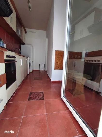 Apartament cu o camera, 32 mp, balcon, zona Eroilor - 2