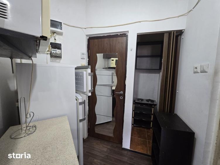 Garsonieră decomandată în Cotroceni