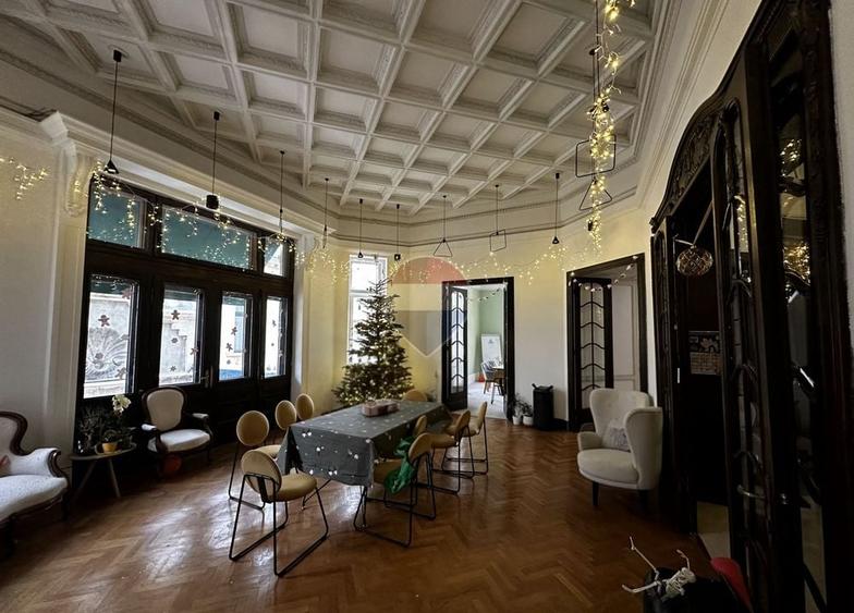 Apartament spectaculos 5 camere, 186 mp, vila interbelica restaurata - 1