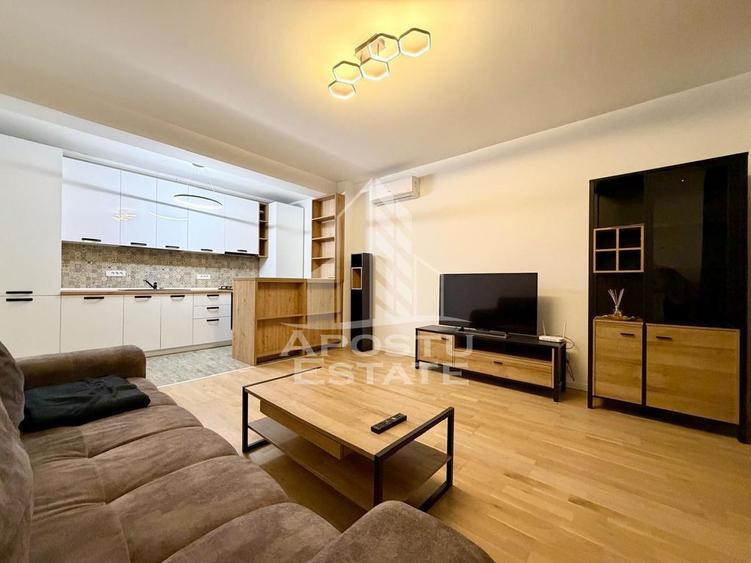 Apartament cu 2 camere decomandat în Badea Cârțan