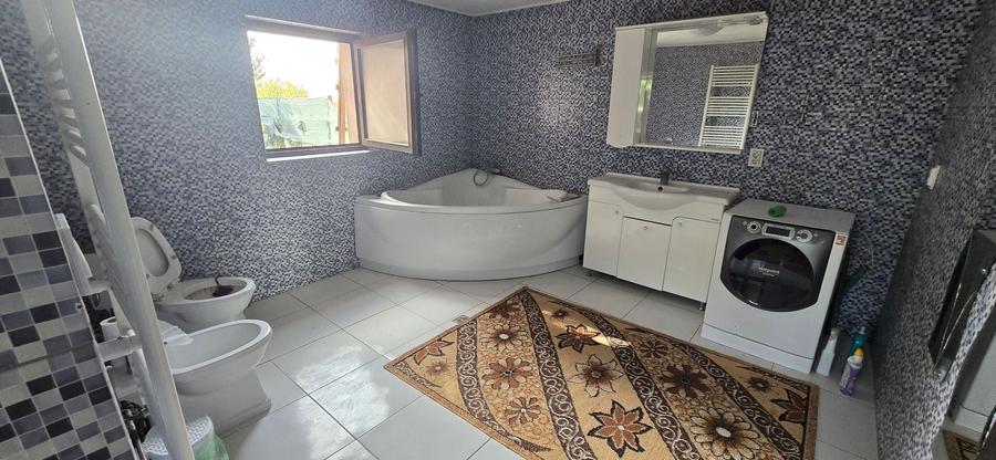Casă individuală cu 4 camere cu Canalizare în Tărtășești