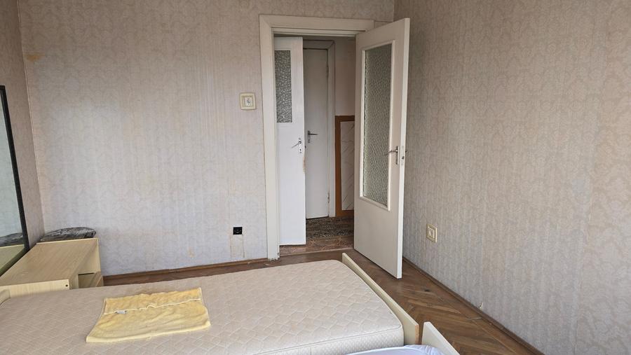 Apartament cu 3 camere decomandat în Bălcescu