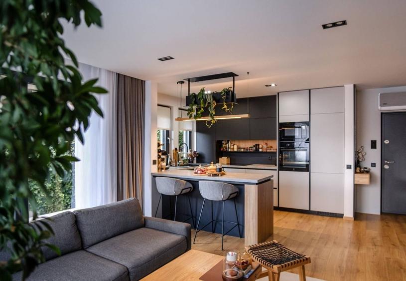 Apartament cu 2 camere decomandat în Borhanci