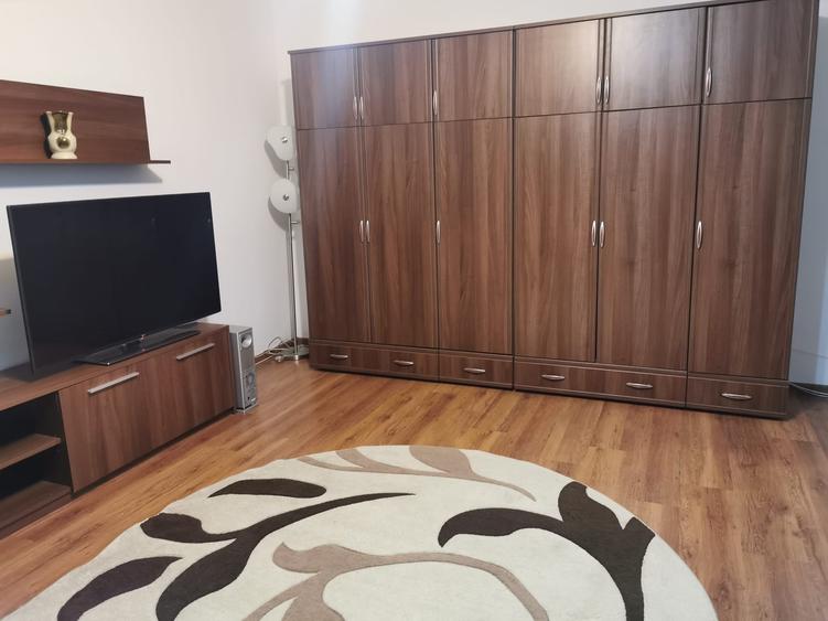 Garsonieră decomandată, mobilată în Calea Călărașilor