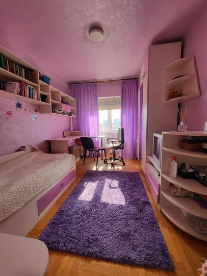 Apartament cu 4 camere decomandat, mobilat în Păcurari