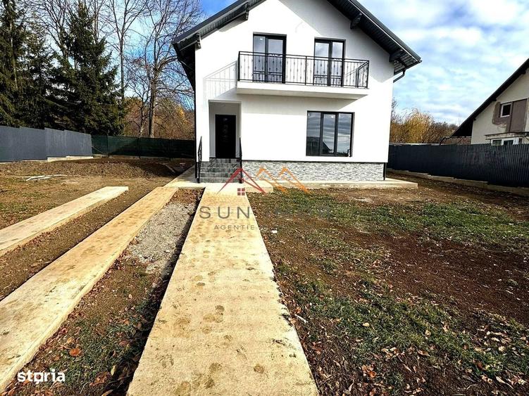 Casă cu 4 camere în Ghioșești