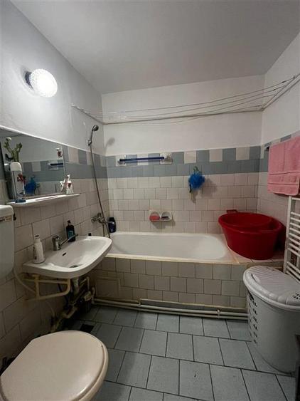 Apartament cu 2 camere decomandat în Apollo