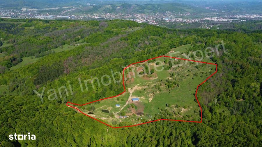 Teren de 109969 mp, în Central
