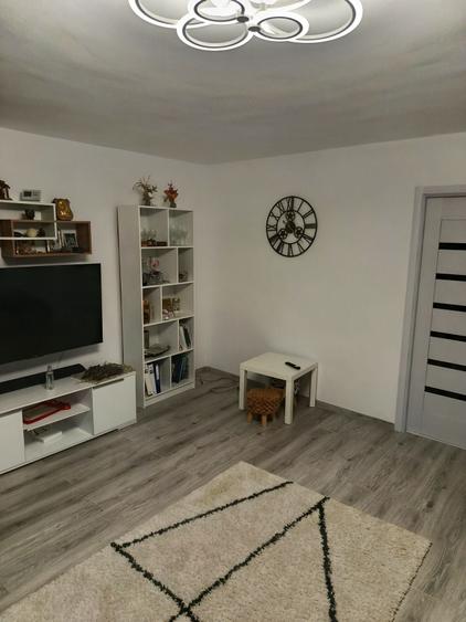 Casă cu 4 camere în Ghercești