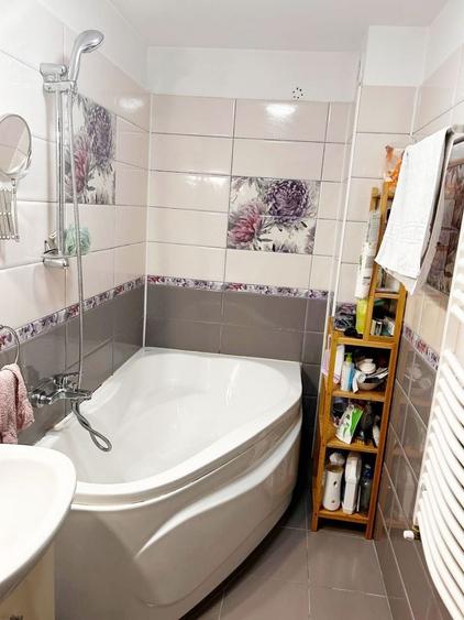 Apartament cu 2 camere decomandat, mobilat în Sebastian