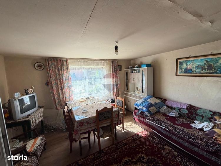 Casă cu 2 camere în Bârgău