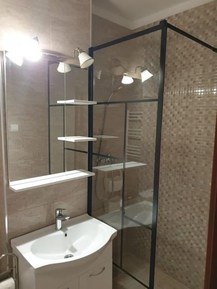 Apartament cu 2 camere decomandat în Nicolina