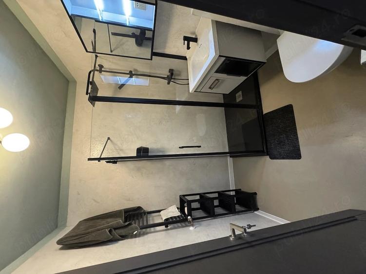 Apartament cu 3 camere decomandat în Olimpia-Stadion
