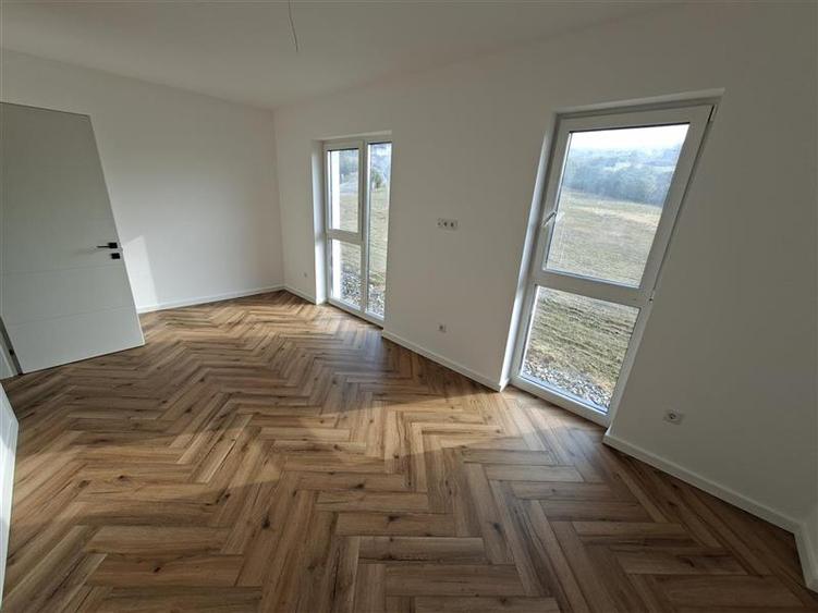 Apartament cu 2 camere semidecomandat în Iris