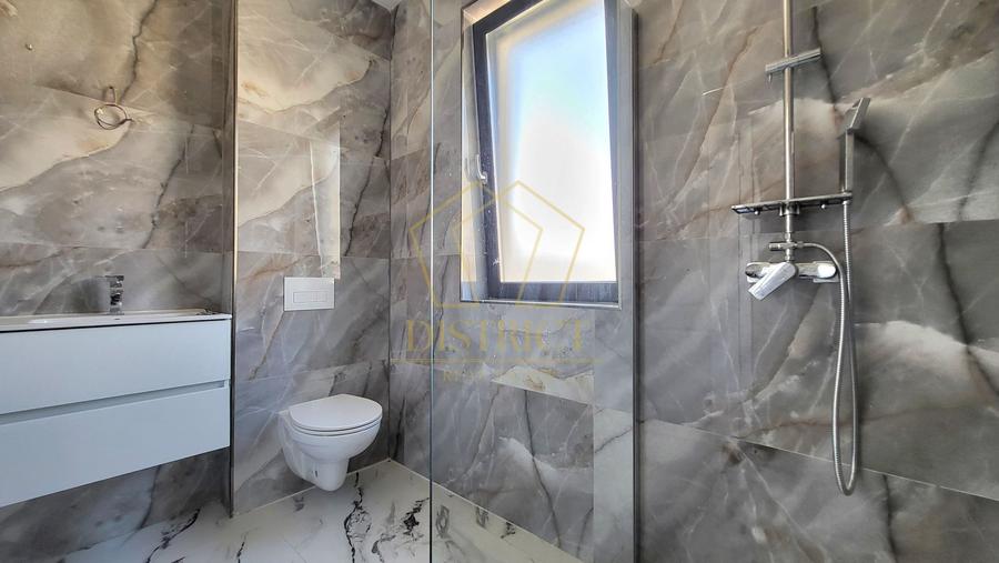 Apartament cu 2 camere semidecomandat în Giroc