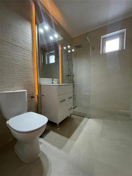 Apartament cu 4 camere decomandat, mobilat în Kogălniceanu