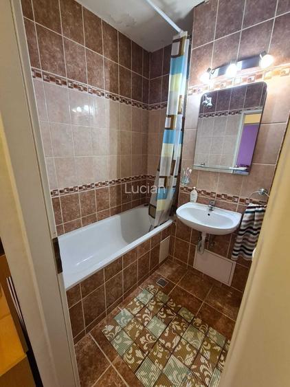 Inchiriez Apartament 1 camera, 42 mp, decomandat, langa Iulius Mall (str. Dunarii 29)
