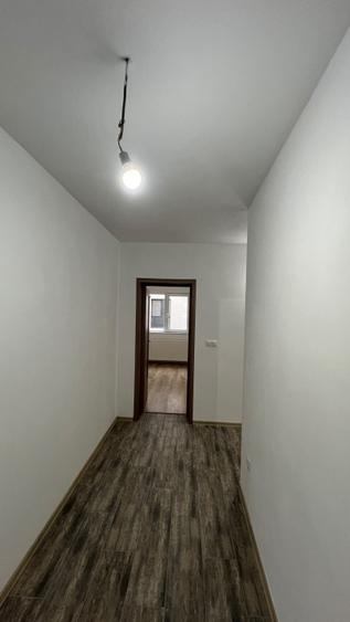 Apartament cu 4 camere decomandat în Independenței