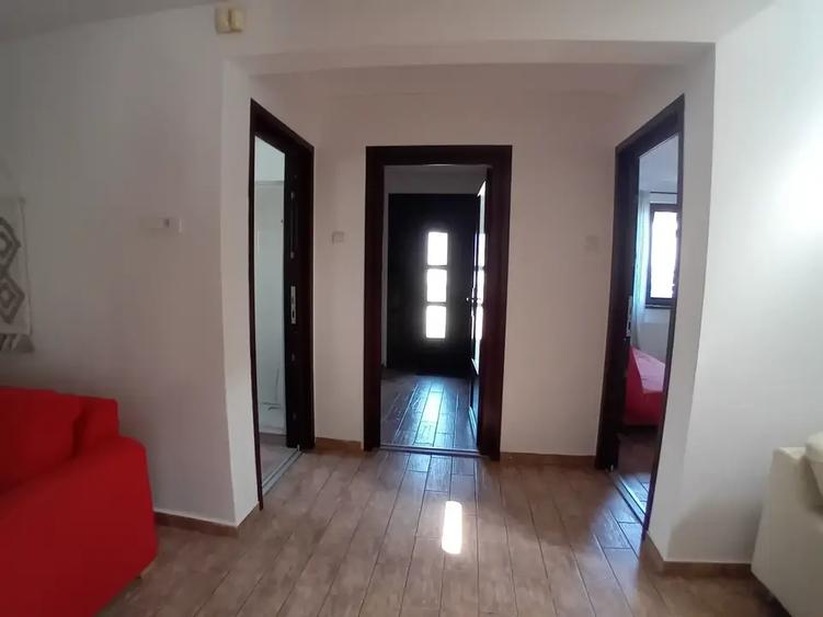 Casă individuală cu 5 camere cu Canalizare în Mogoșoaia