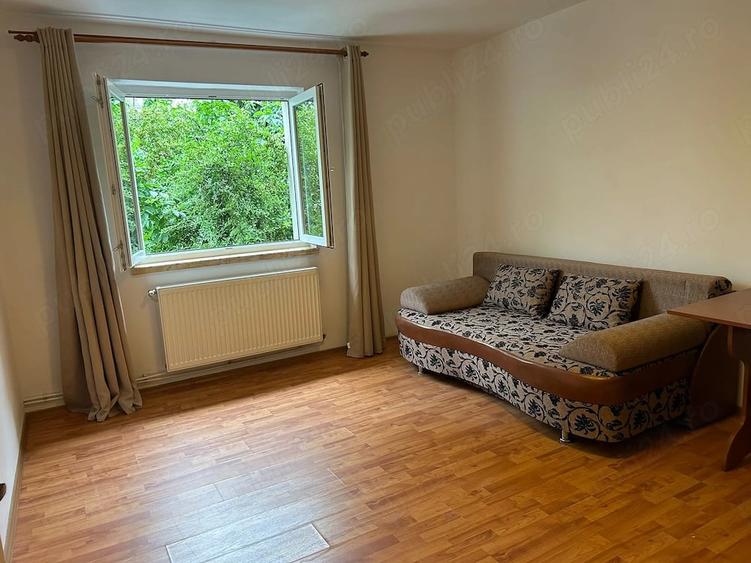 Apartament cu 2 camere decomandat în Mărăței