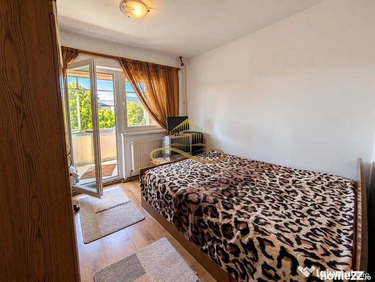 Apartament cu 3 camere decomandat în 9 Mai