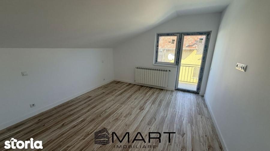 Casă cu 5 camere cu Teren 300 Mp în Tineretului